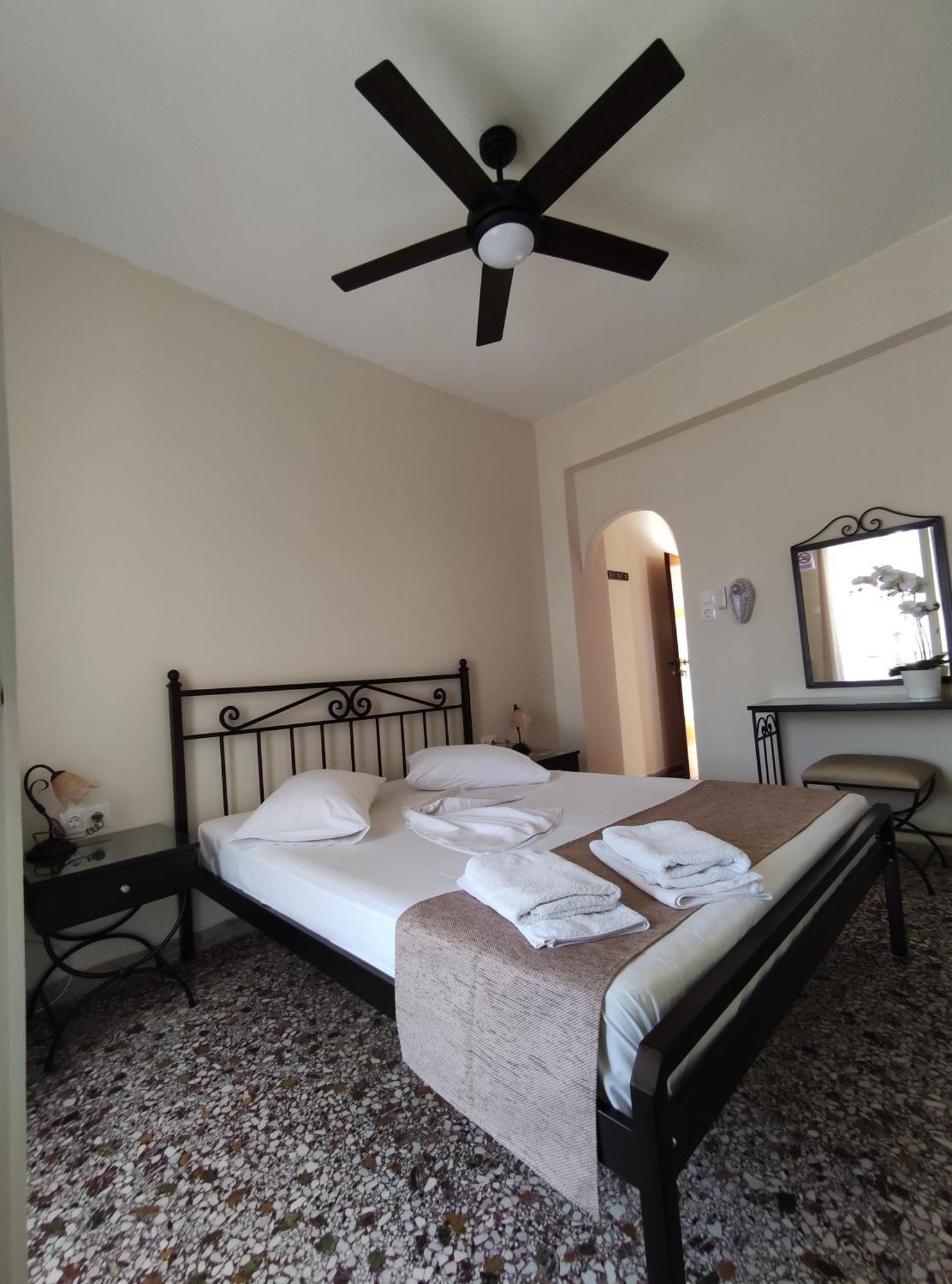 Paradise Garden Paros Piso Livadi Exterior photo