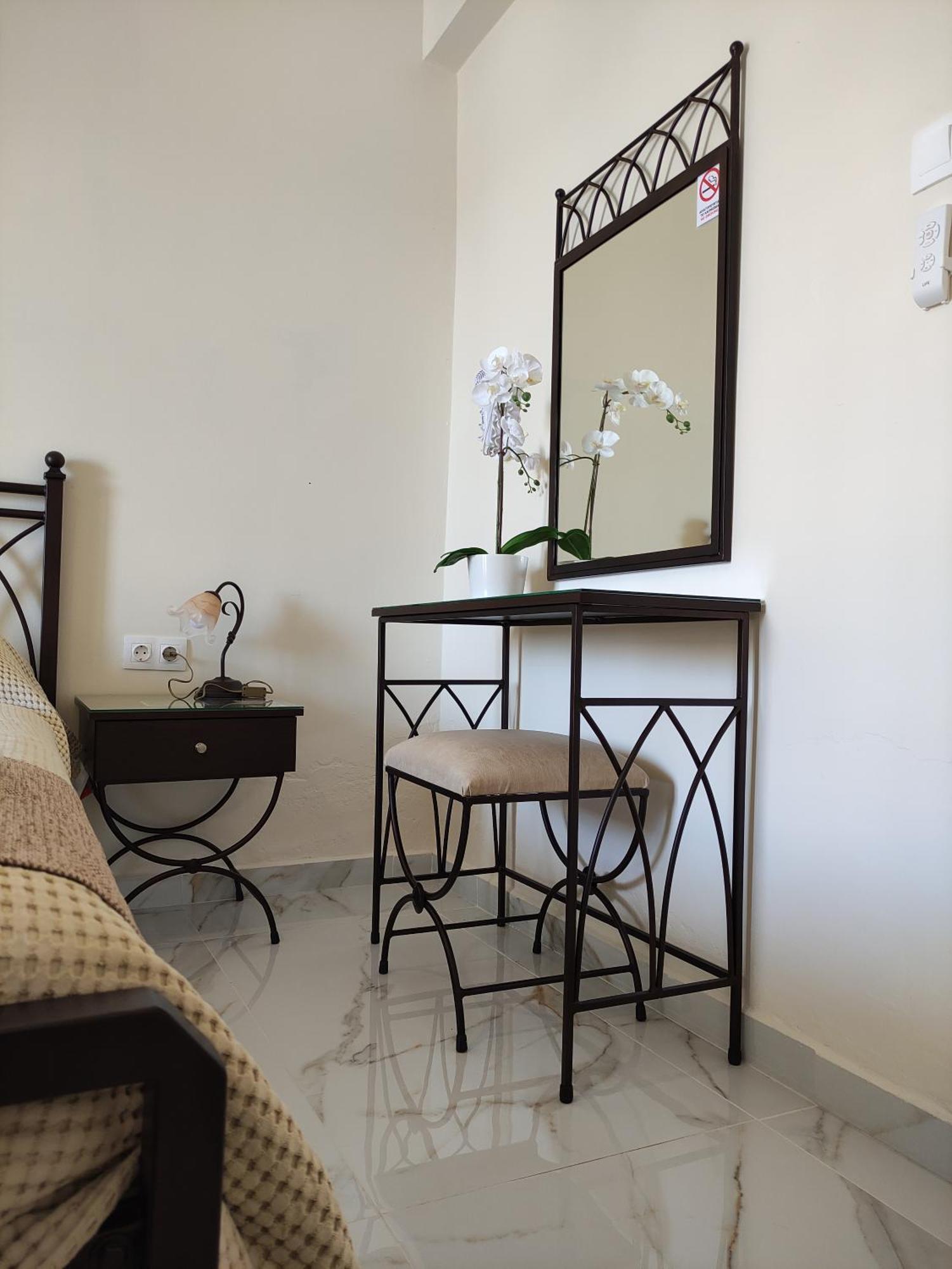 Paradise Garden Paros Piso Livadi Exterior photo